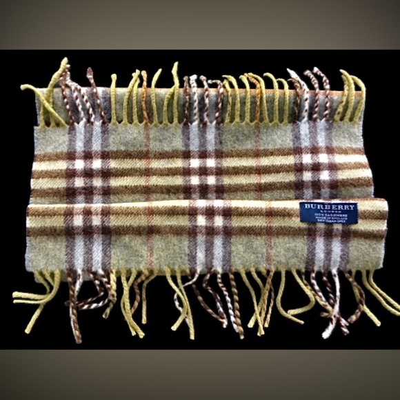 BURBERRY 100% Cashmere Scarf Green - Picture 1 of 3